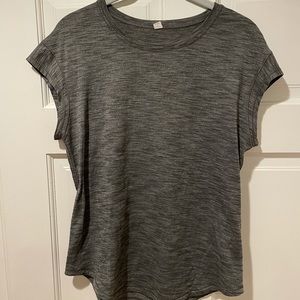 Lululemon top